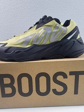 Adidas Yeezy 700 MNVN Resin Boost Sneakers Size 9.5